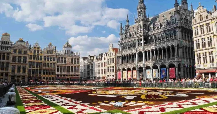 Explora la Gran Plaza de Bruselas y sumérgete en la cultura belga